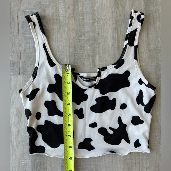 SHEIN White & Black Cow Print Crop Tank Top w/Lettuce Edge Scoop Notch Neck XS - Picture 4 of 5